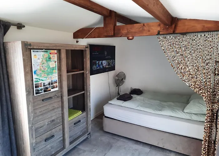 Tiny Beachstudio