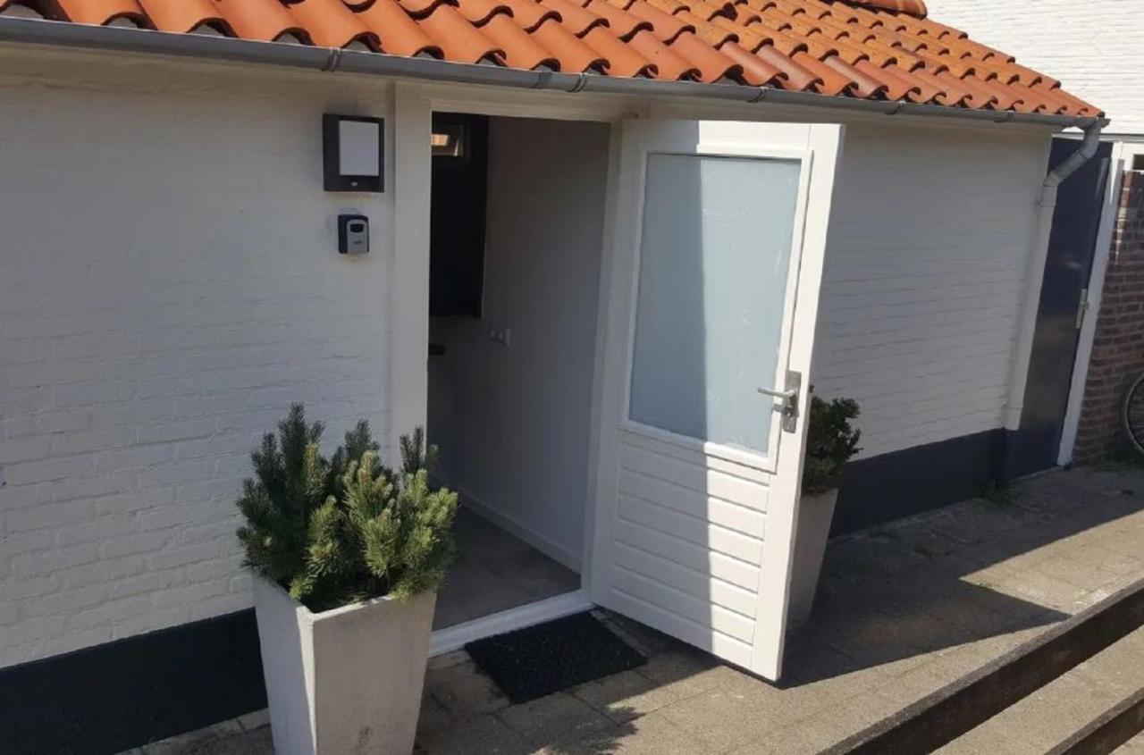 Holiday home Tiny Beachstudio *